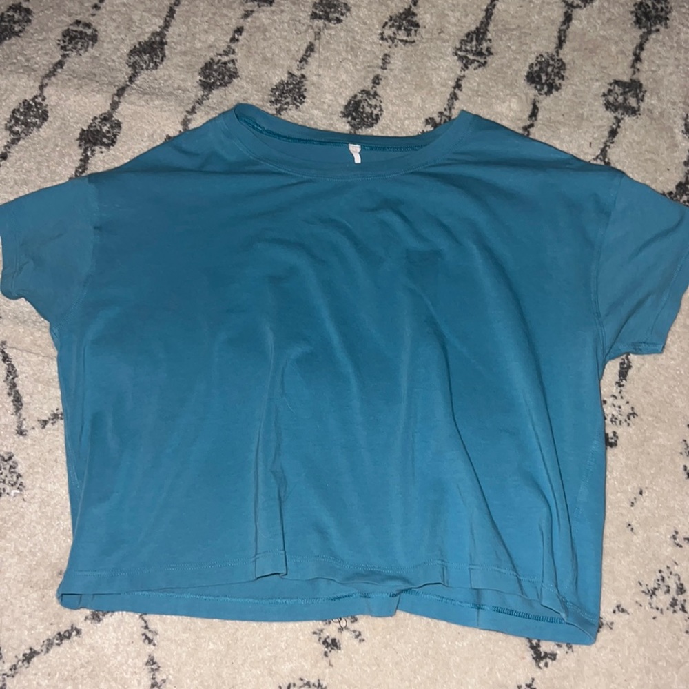 Lululemon crop top